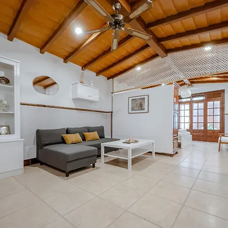 Casco Antiguo Boutique - A 100m De La Playa