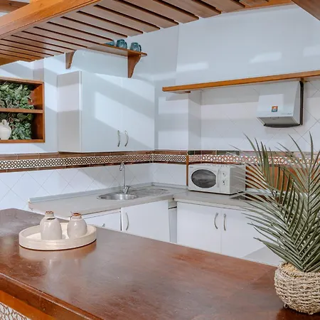 Casco Antiguo Boutique - A 100m De La Playa Apartment *
